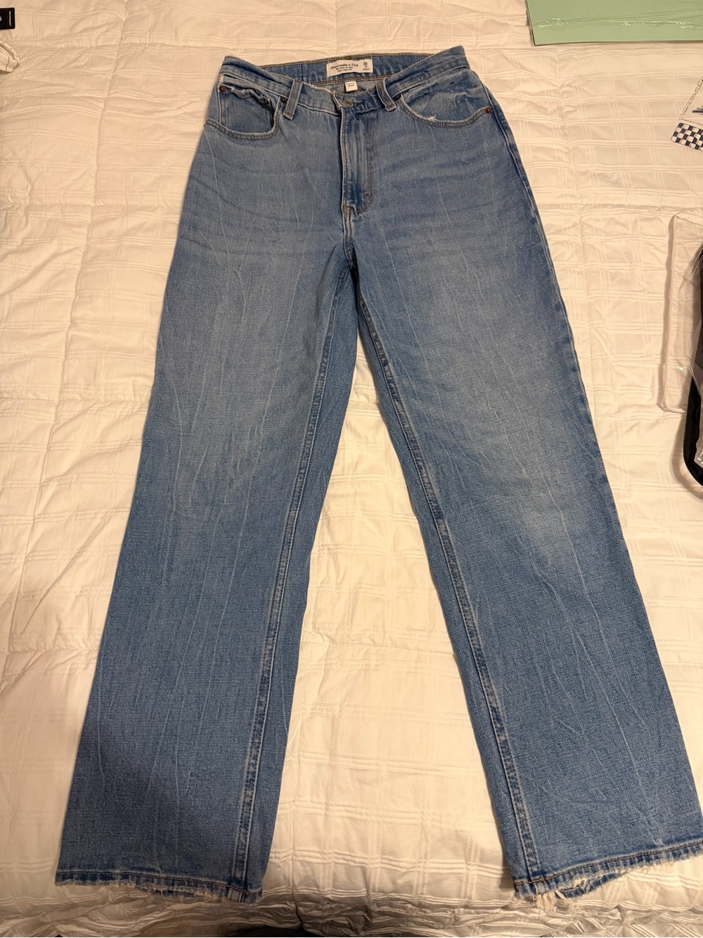 Abercrombie & Fitch Women's Ankle Straight Ultra High Rise Jeans 26 / 2 regular